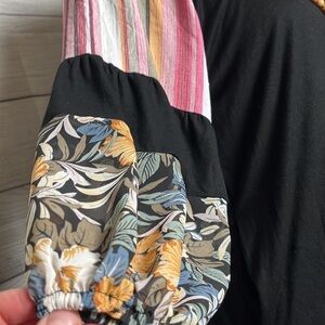 NET Boho shirt dress with pockets + necklace!